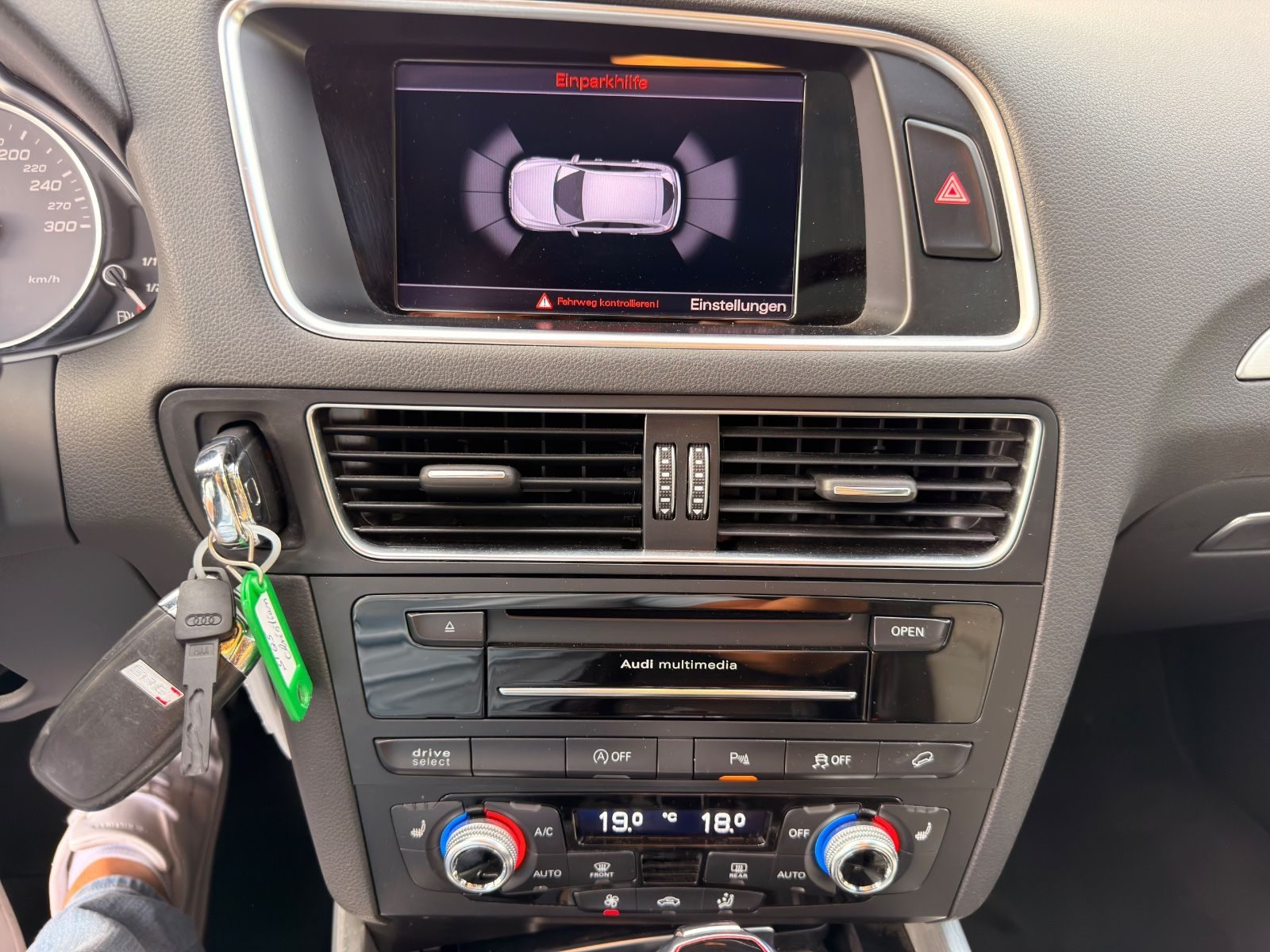 Audi SQ5 – Bild 20