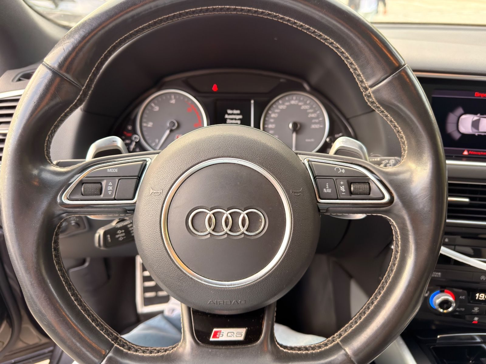 Audi SQ5 – Bild 19
