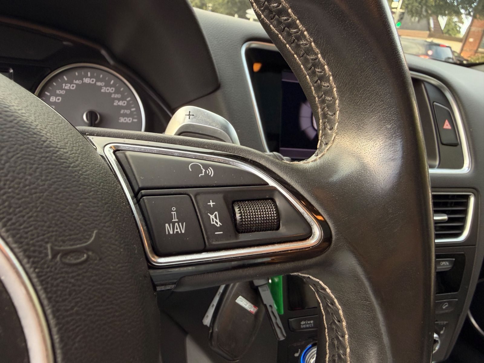 Audi SQ5 – Bild 14